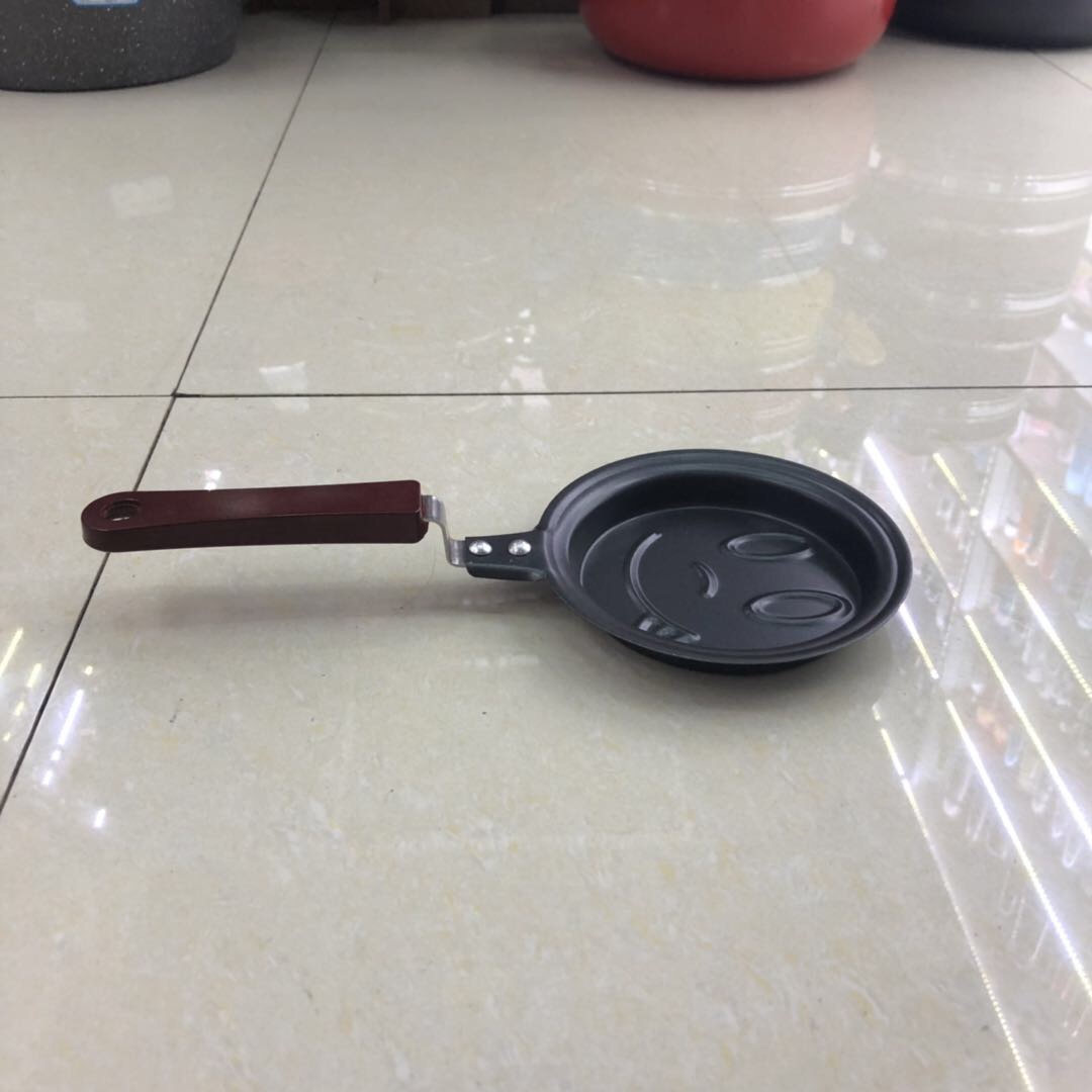 Creative Smiley Face Egg Frying Pan Non-Stick Heart Diy Mold Breakfast Egg Frying Pan Poached Egg Thick Mini Kitchen Gadget full figure