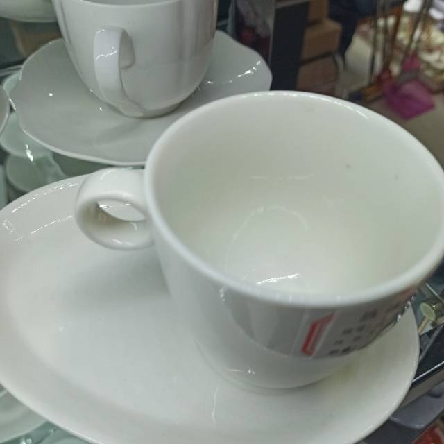 Hot-selling ceramic white coffee cups, each serving a plate details Picture