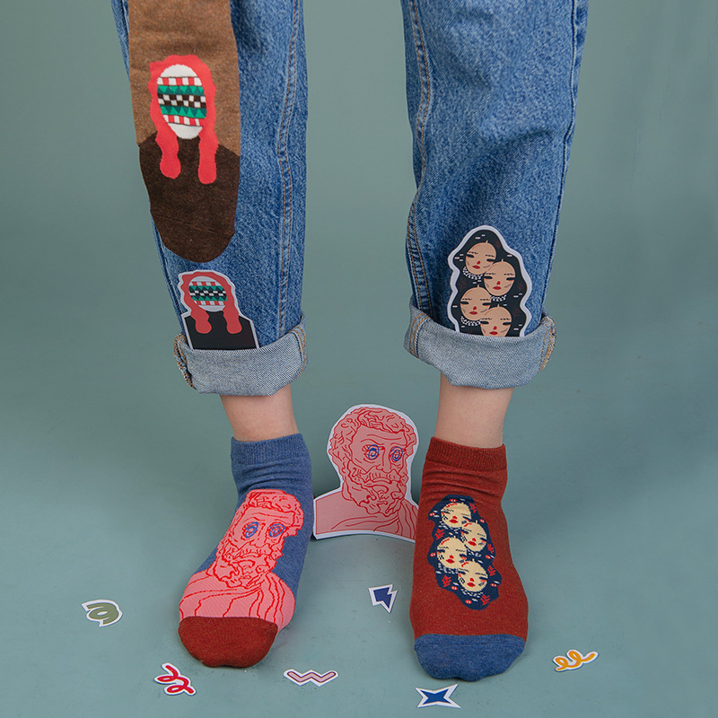 MOXIAO's original design for spring and summer is a pair of short socks for both men and women, which expose the ankles and are fashionable Specification image