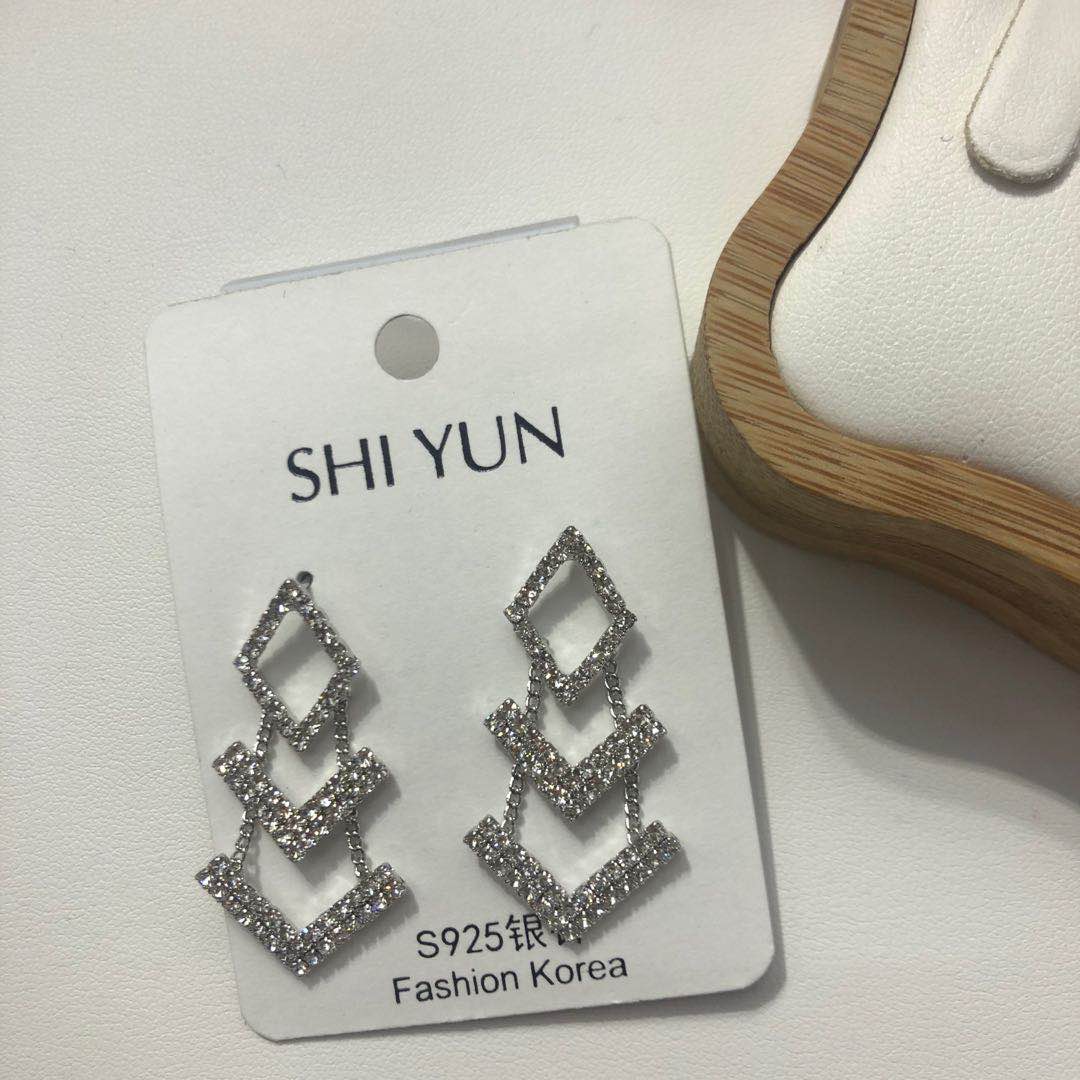 韩版流行几何图形耳钉超仙水钻超闪个性气质耳环细节图