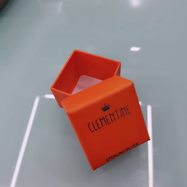 厂家直销硬板子贴纸烫银高档首饰盒项链盒耳环盒细节图