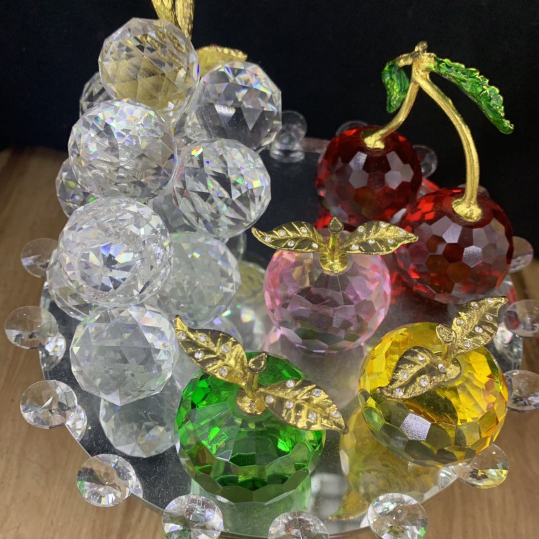 Factory direct sales of colorful crystal fruit-shaped ornaments details Picture