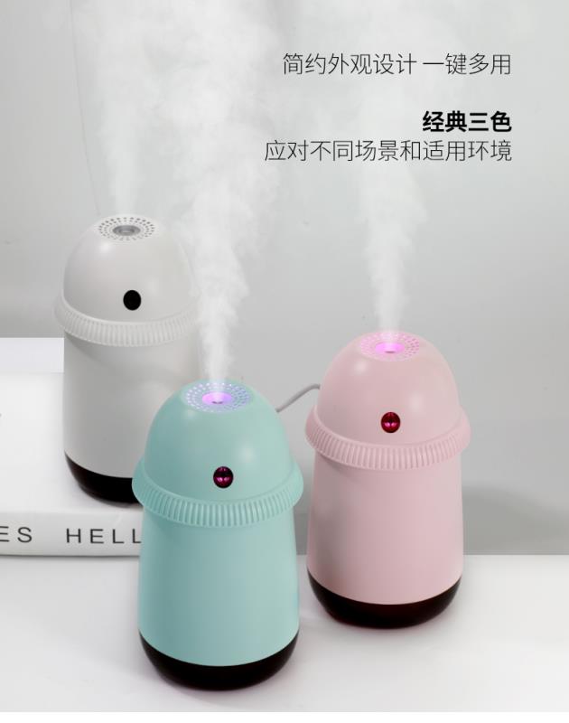 Creative new mini car Snowman humidifier, office and home air purification, large-capacity atomizer humidifier