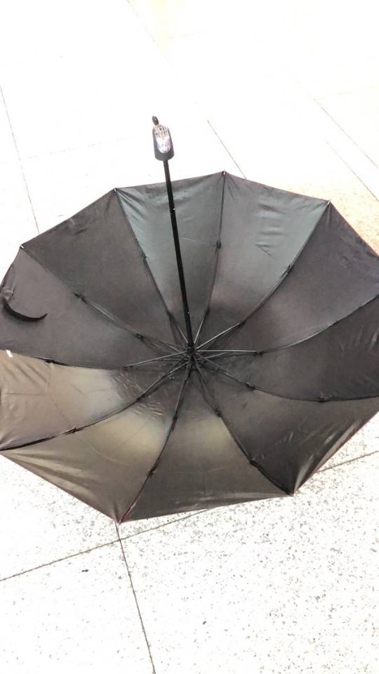Three-fold umbrella, black rubber umbrella, super light umbrella details Picture