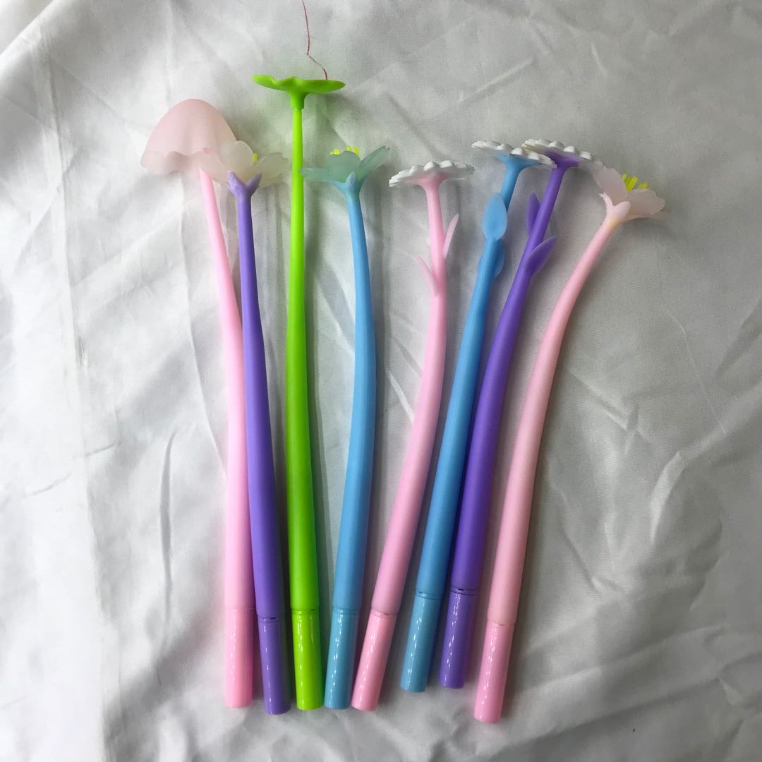 Ground push small pen creative plant neutral pen rose pen kindergarten gift wechat business scan code activity gift