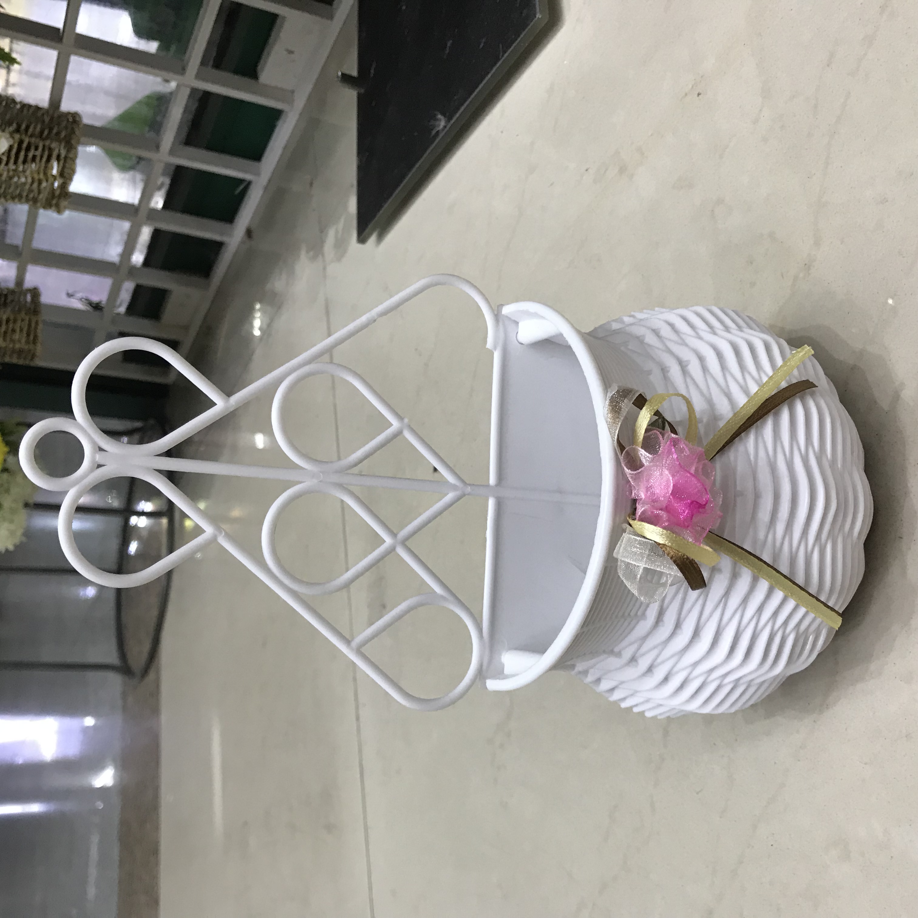 挂钩室内客厅墙壁花篮壁挂塑料花卉卧室墙上挂壁假花装饰品