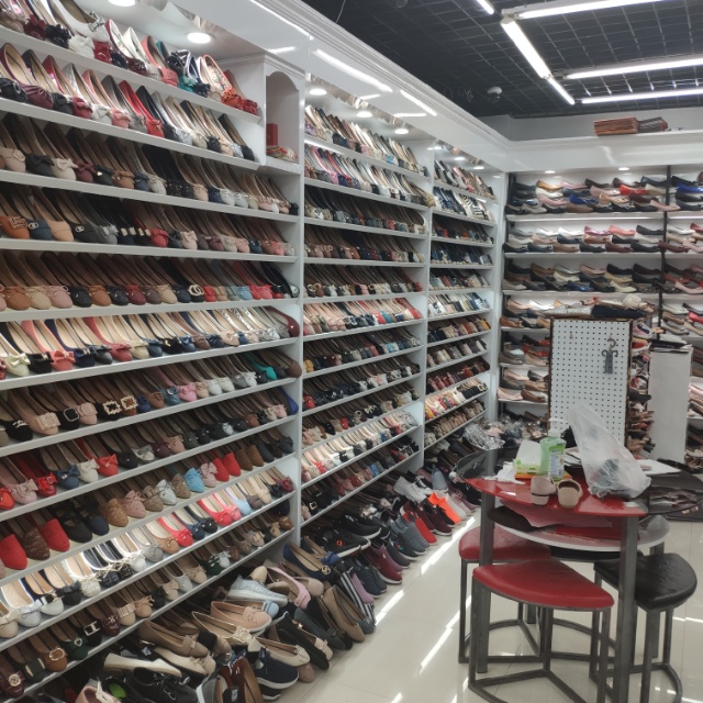 Yicheng Shoe Industry describe pic - 2