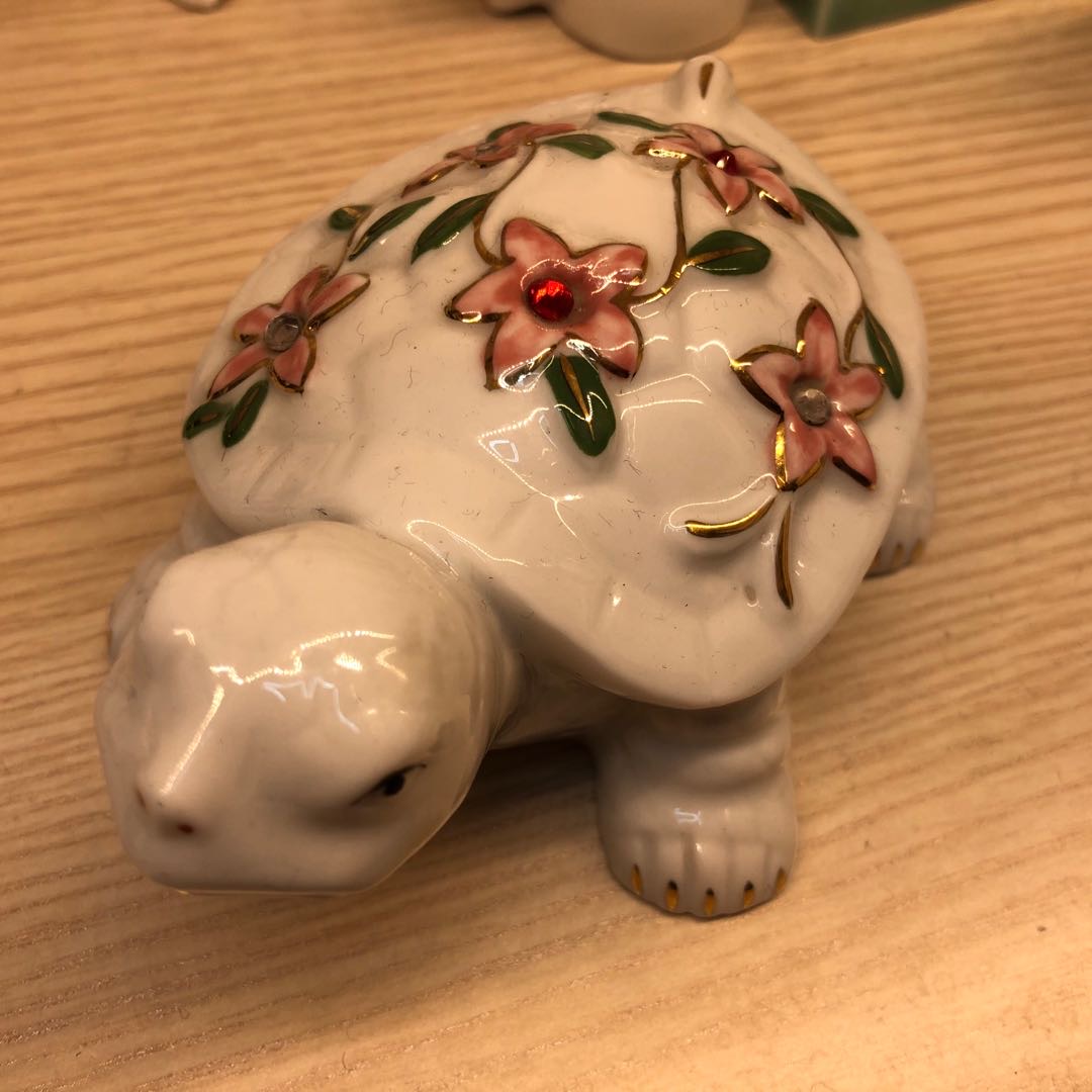 Jintai Craft patterned turtle creative ceramic handicrafts and decorative items, European luxury home display gifts