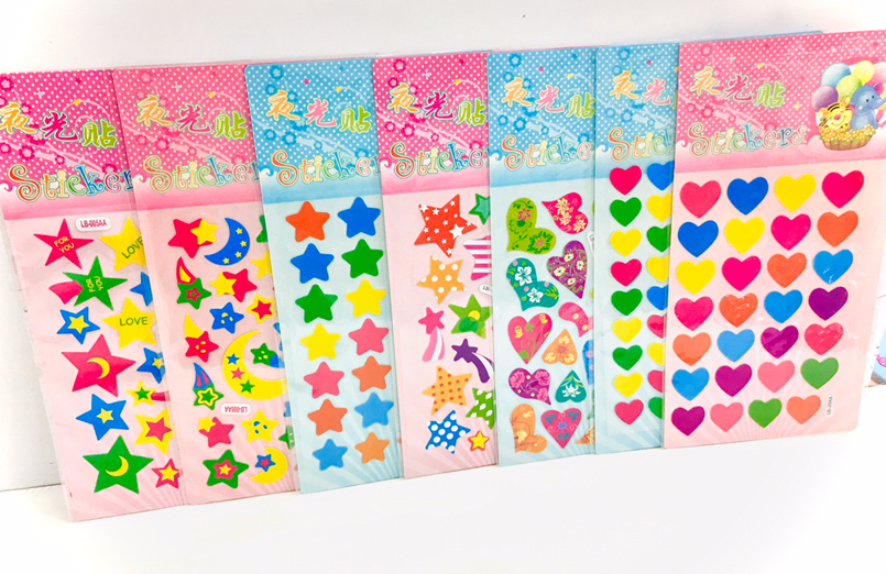 Yiwu Good Goods Glow-In-The-Dark Stickers Wall Paste Stars Moon Bedroom Princess Room Wallpaper Paste Dormitory Ceiling Specification drawing