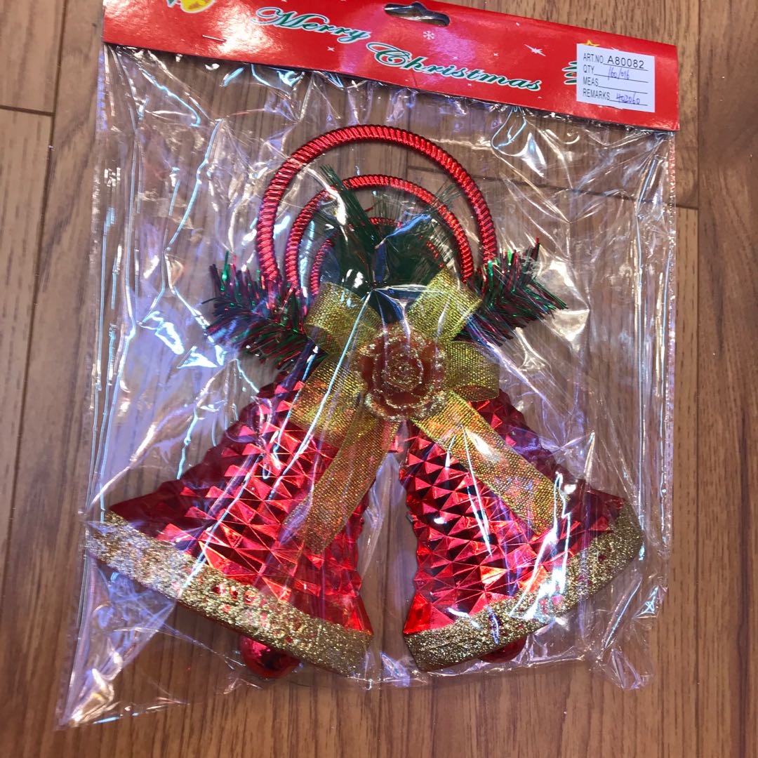 Christmas bell pendants, Christmas decorations, scene arrangement, shopping mall pendants, Christmas tree, small bell pendants, bells, bells, bells details Picture