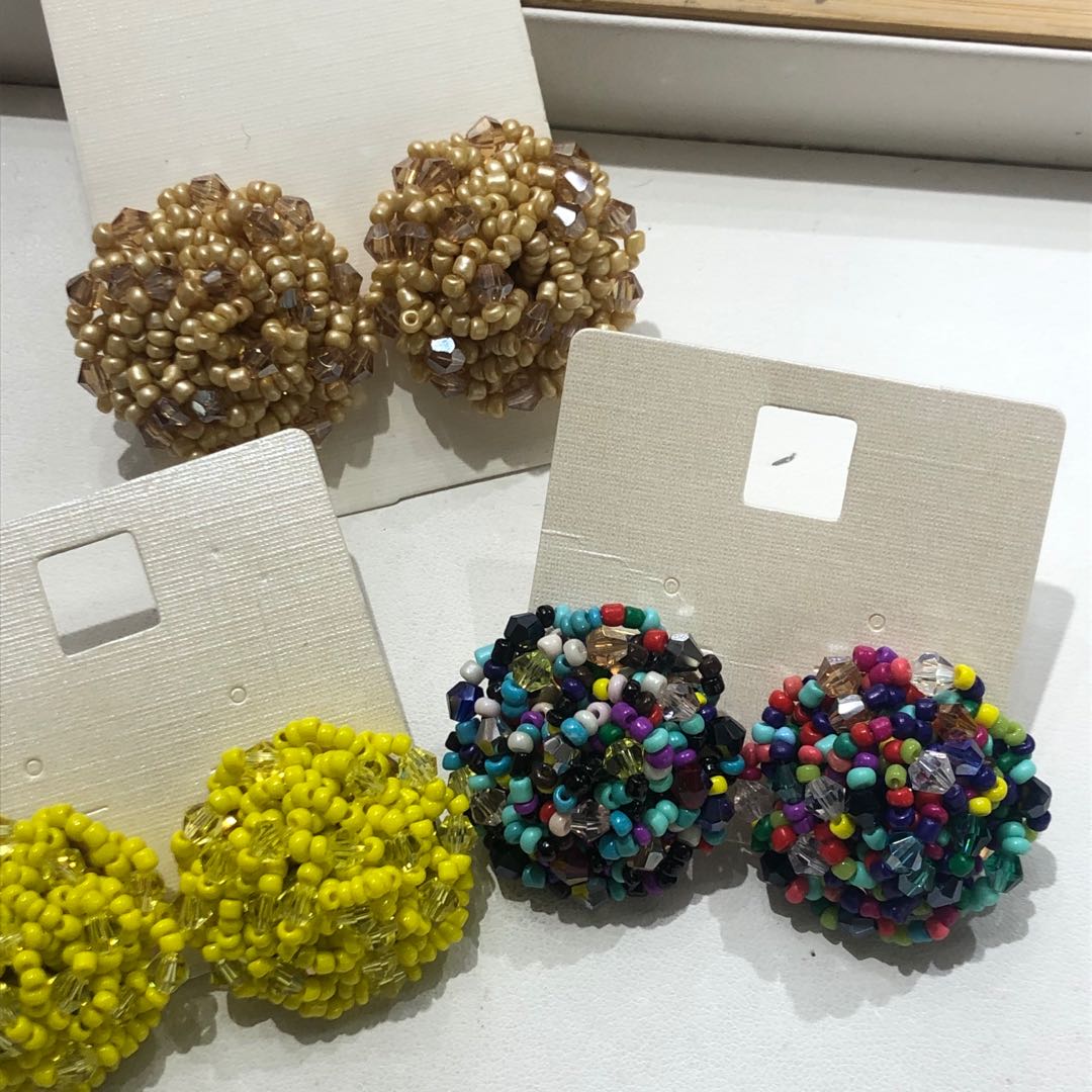 Fashionable and elegant large round rice bead ear hanging earrings, 2020 new style earrings, elegant and versatile, eco-friendly earrings