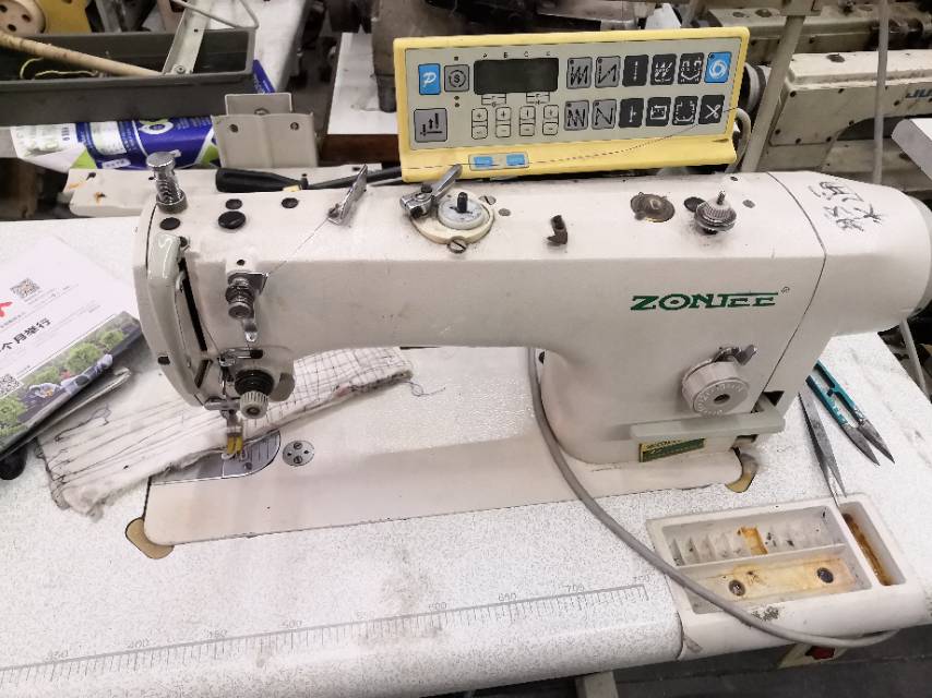Second-hand sewing machine head of ZOJE brand, Zhongjie brand