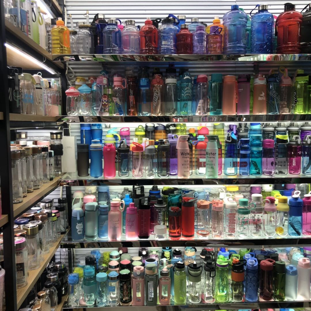 Yiwu Hongzheng Daily Necessities Co., LTD describe pic - 1