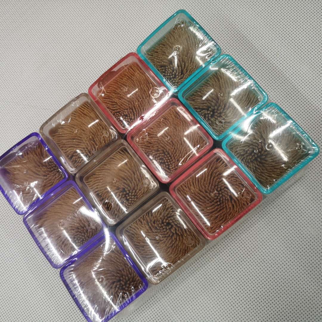 Portable plastic bottle household natural bamboo toothpicks in bamboo toothpick box