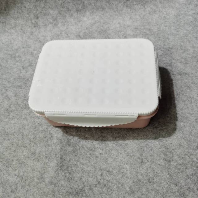 2021 new divided plastic student bento box cartoon convenient box fruit box full figure