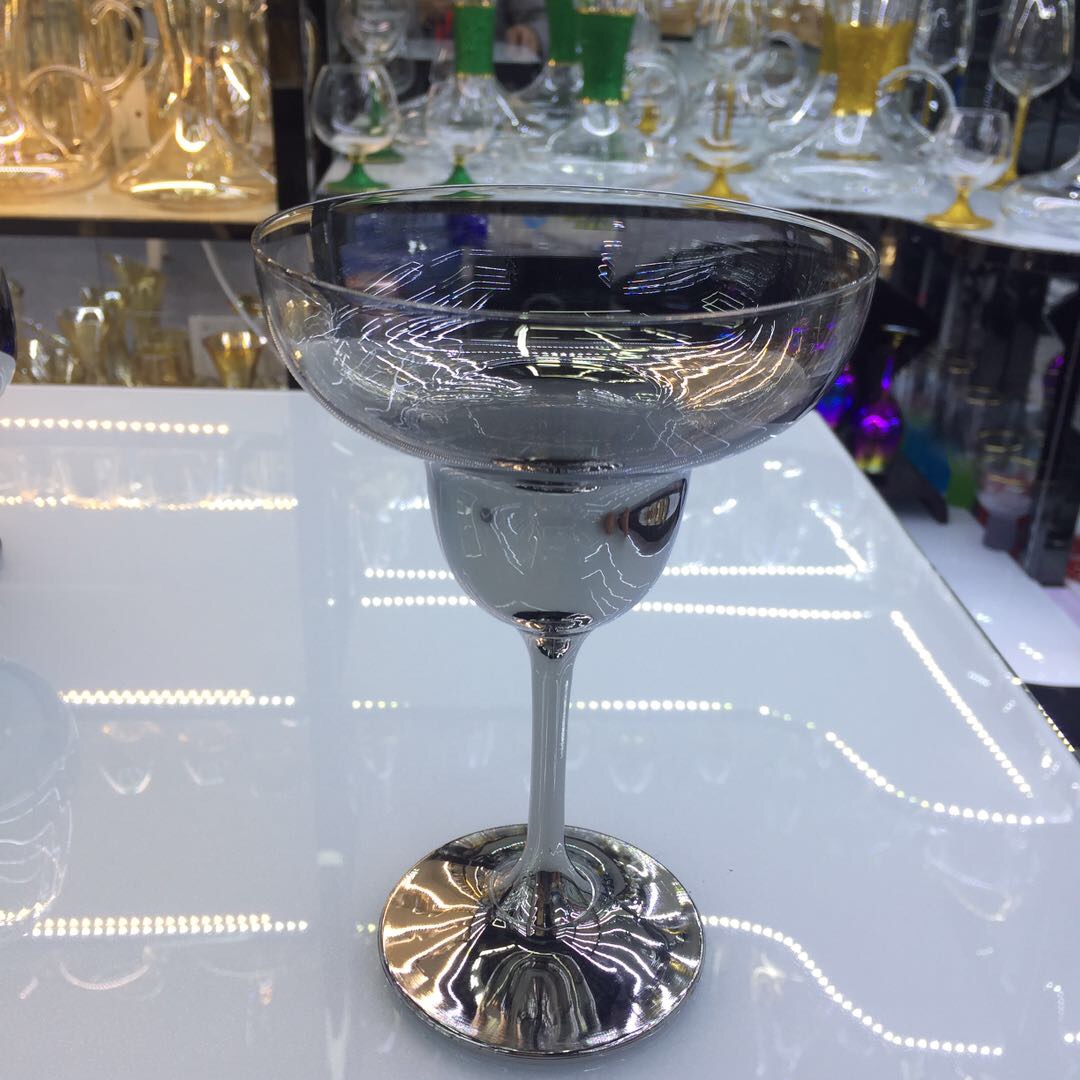 玻璃工艺品红酒杯摆件厂家直销来样订做