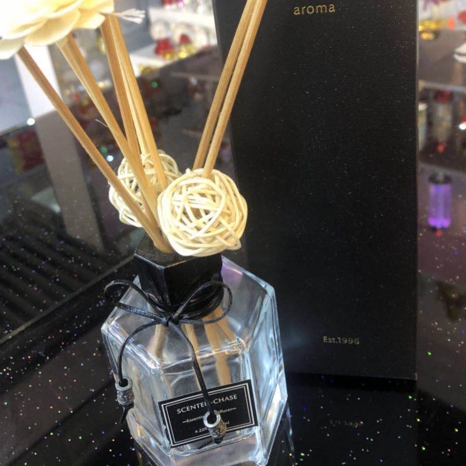 厂家直销120ml内含藤球香水瓶宜家花包香包多夫塔混合香味干花植物干花包干花瓣香薰包家居车用产品图