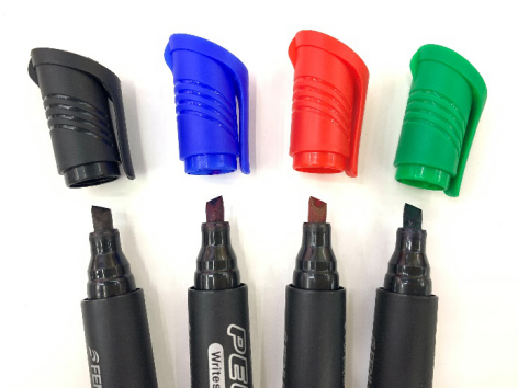 Fl-6058 oil marker with slanting cover for tool tip