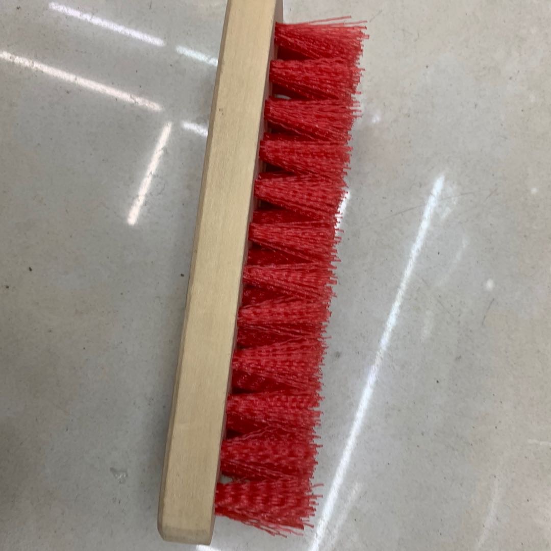 红色刷子清洁刷洗衣刷