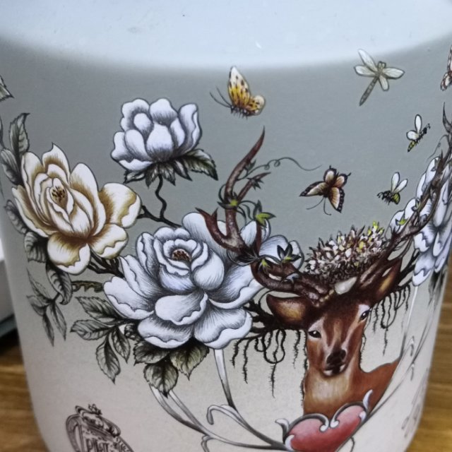 文艺复古风梅花鹿款陶瓷工艺品摆件外贸出口细节图