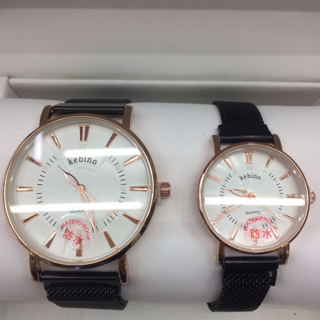 男士手表防水时尚2020新款时尚潮流女表森系中学生韩版简约情侣表