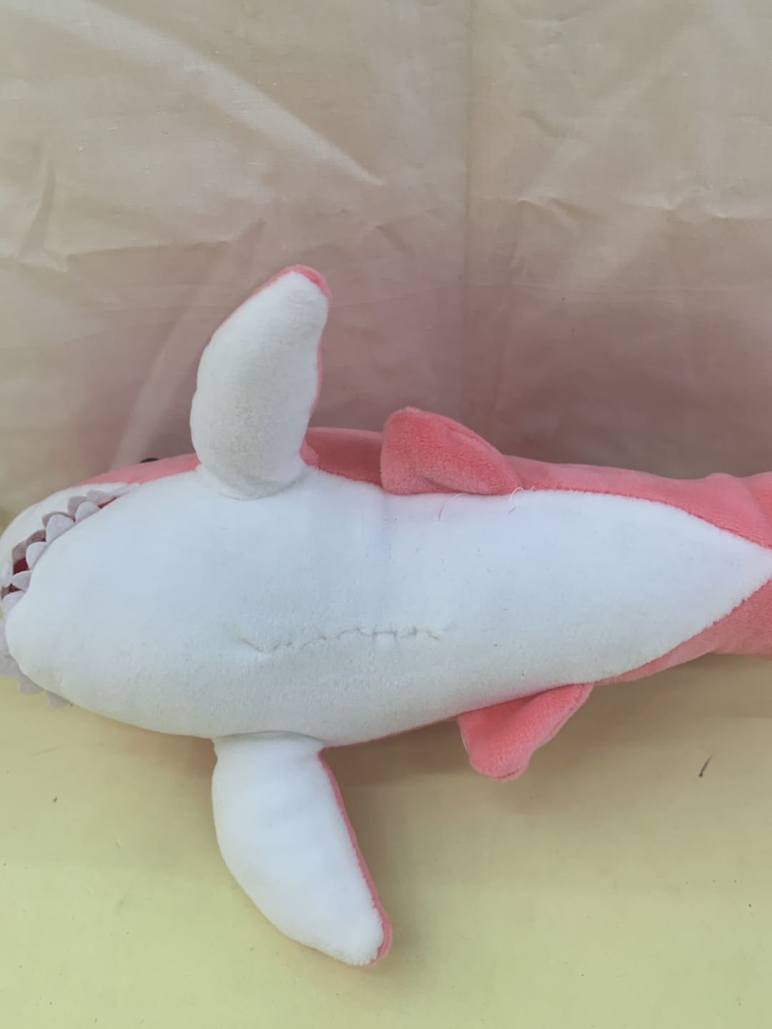 Four-sided shark plush toy for children and girls as a home decoration Specification image