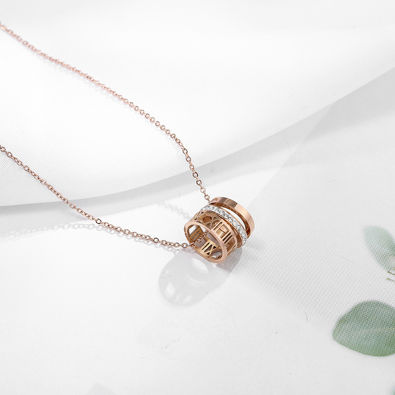 Titanium steel rose gold circle, long clavicle necklace, color gold plating 18K non-allergic stainless steel material thumbnail