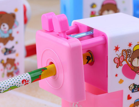 Zhengrong hand-operated cute pencil sharpener automatically into the pencil sharpener children's cartoon pencil holder Specification drawing