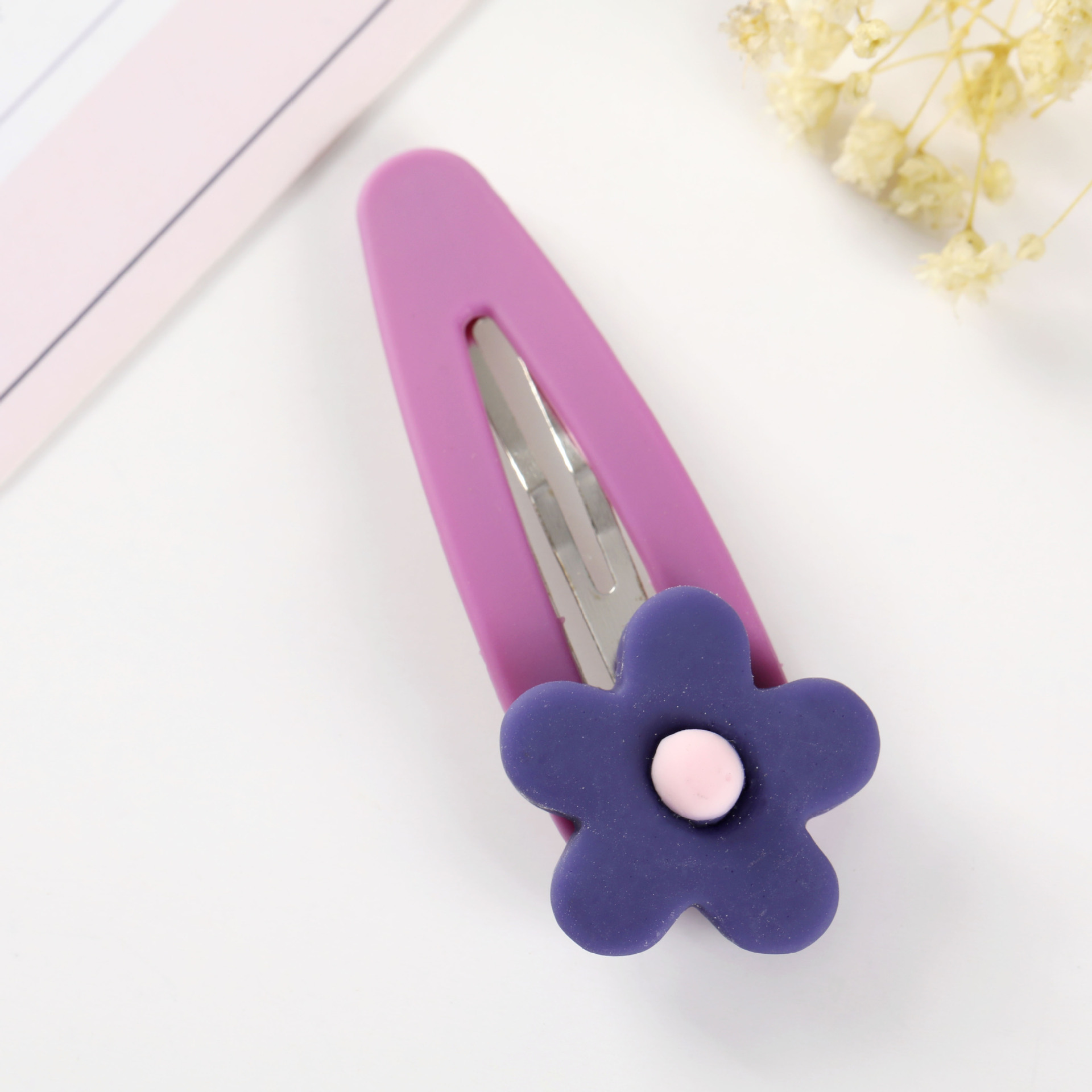 Hyuna soft clay hair clips, a super cute and childlike candy-colored clip for bangs in Korean style Specification image