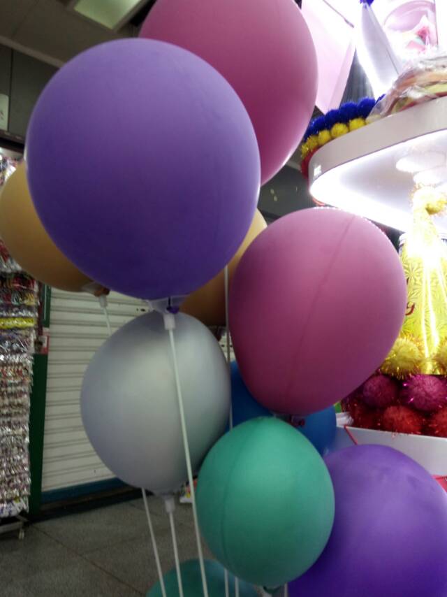 多色PVC金属气球儿童玩具产品图