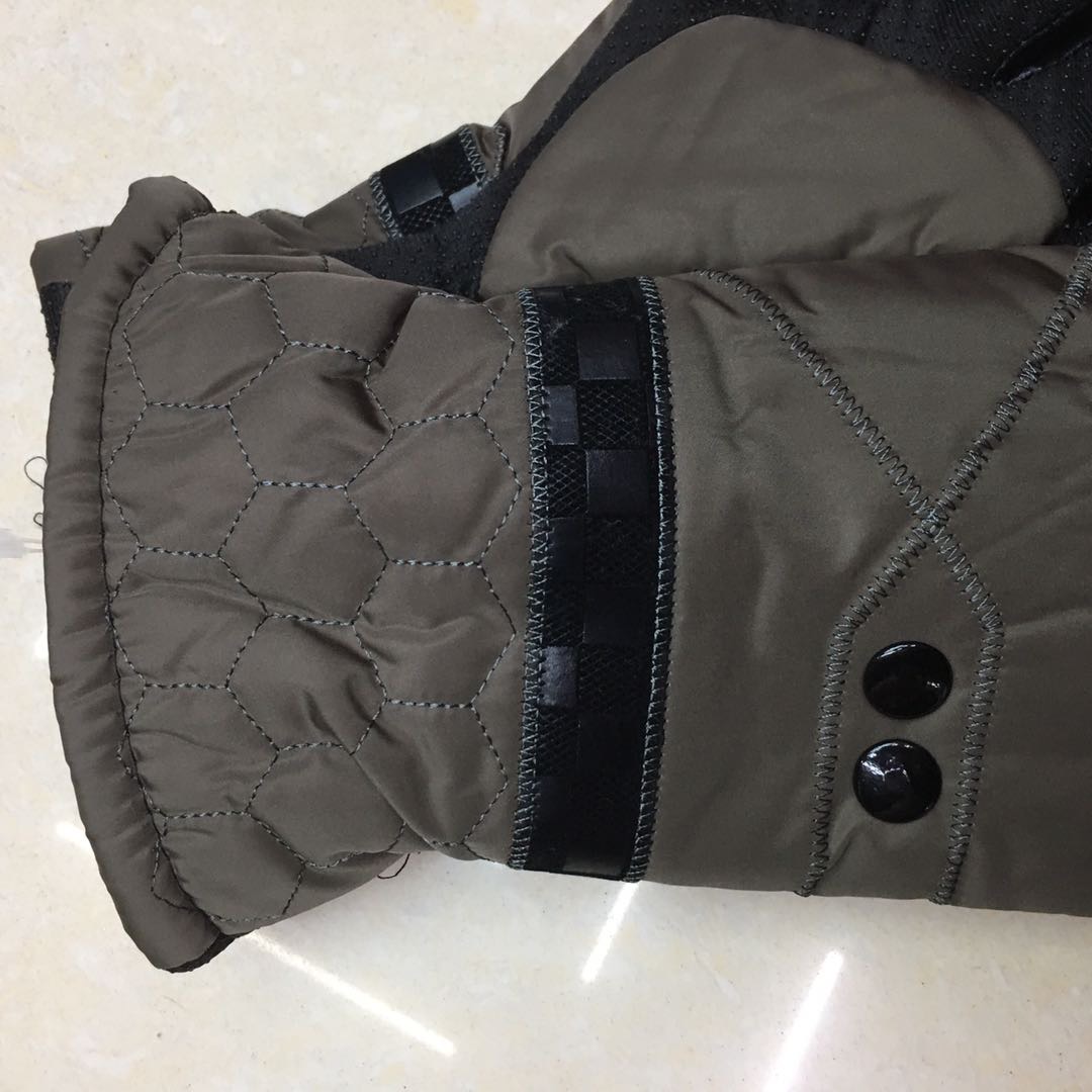Warm gloves, men's winter thickened waterproof and windproof cotton gloves, Korean version outdoor cycling and skiing gloves details Picture