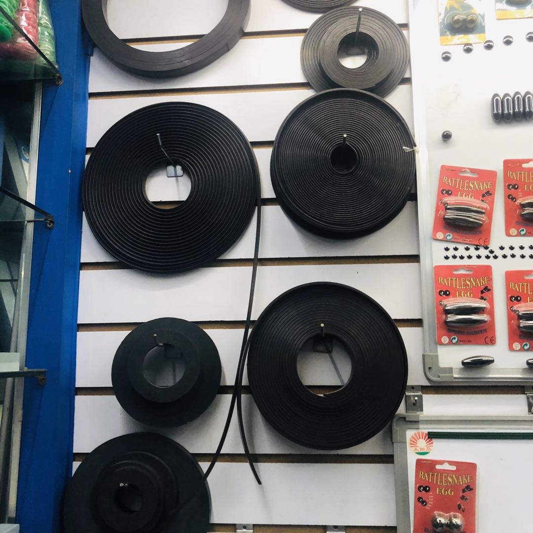 橡胶磁铁教学门帘磁片黑板磁铁吸铁石