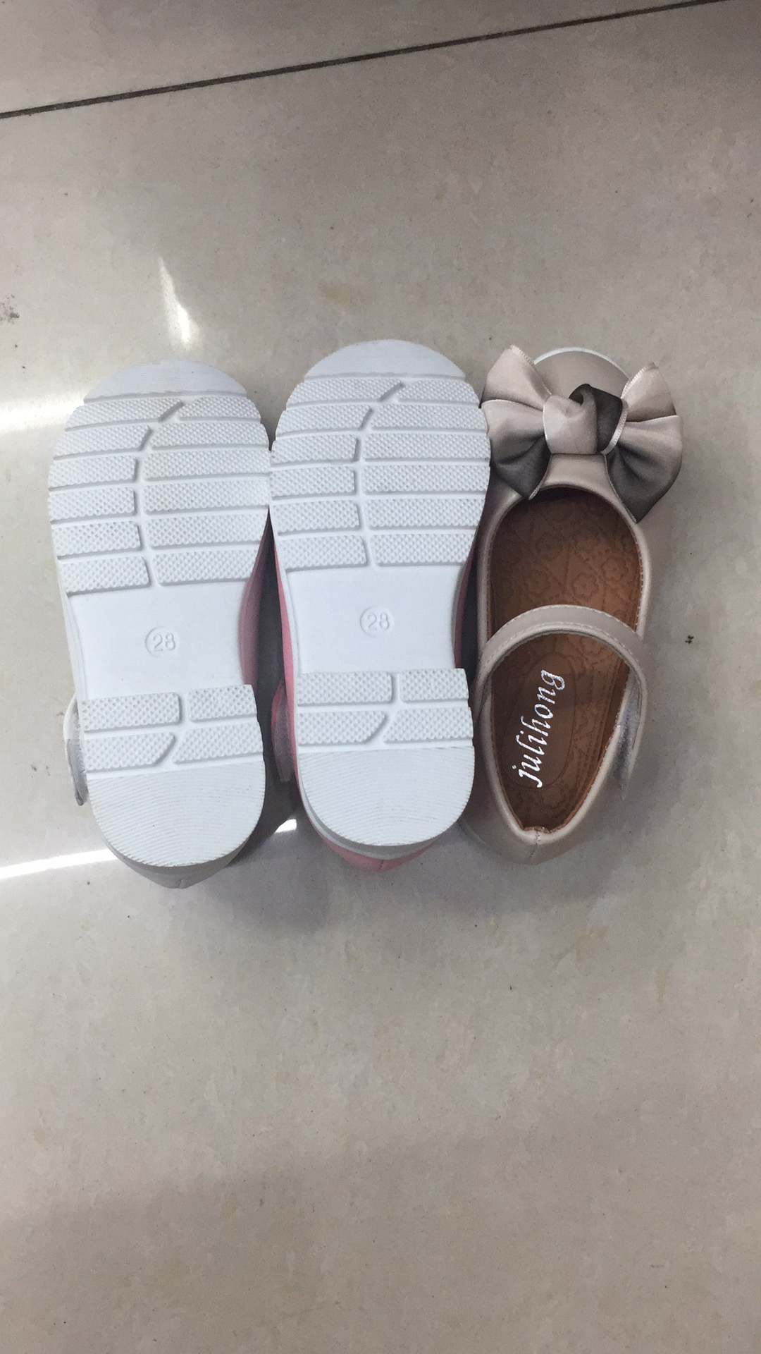 2023 Spring children students perform Korean version of girl's bow H203 Hongyun 2020 foreign trade girl's iris baby princess shoes details Picture