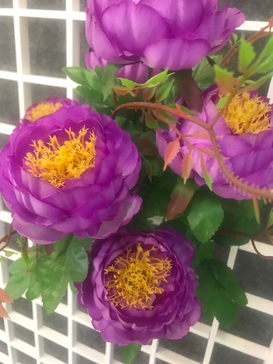 The Beichang Artificial Silk Flower Factory donated seven round peonies of cloth Specification image