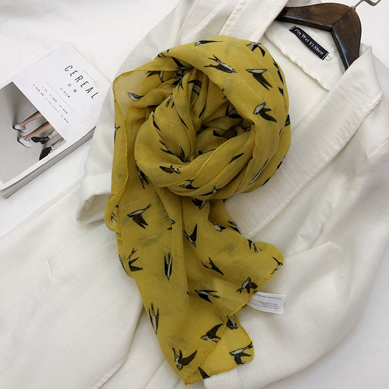 From street to workplace-diversity of scarves