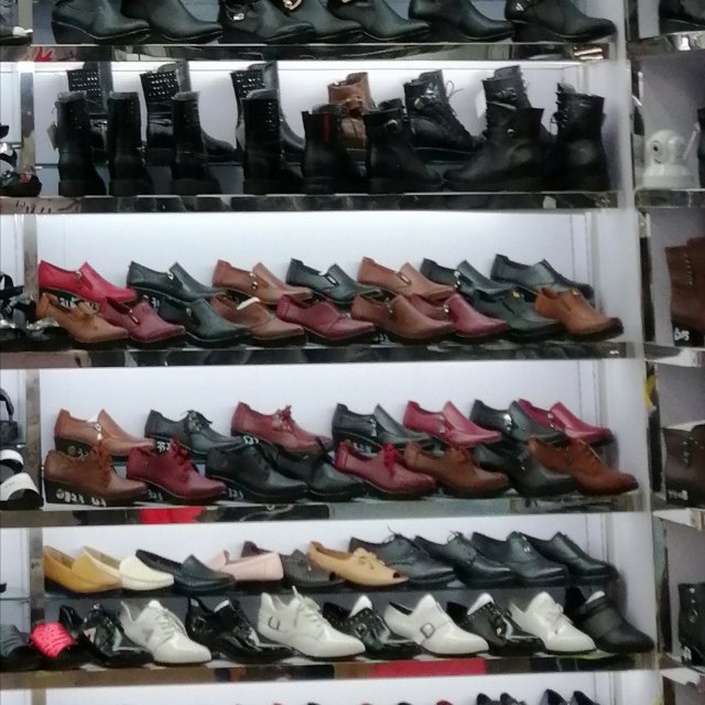 Yanyan Shoe Industry. Shenzhen-hong Kong Shoe Doctor International Trade describe pic - 3