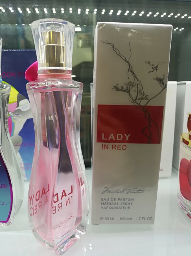 This perfume is a long-lasting, delicate fragrance for women and a fresh, natural floral and fruity scent for girls and students
