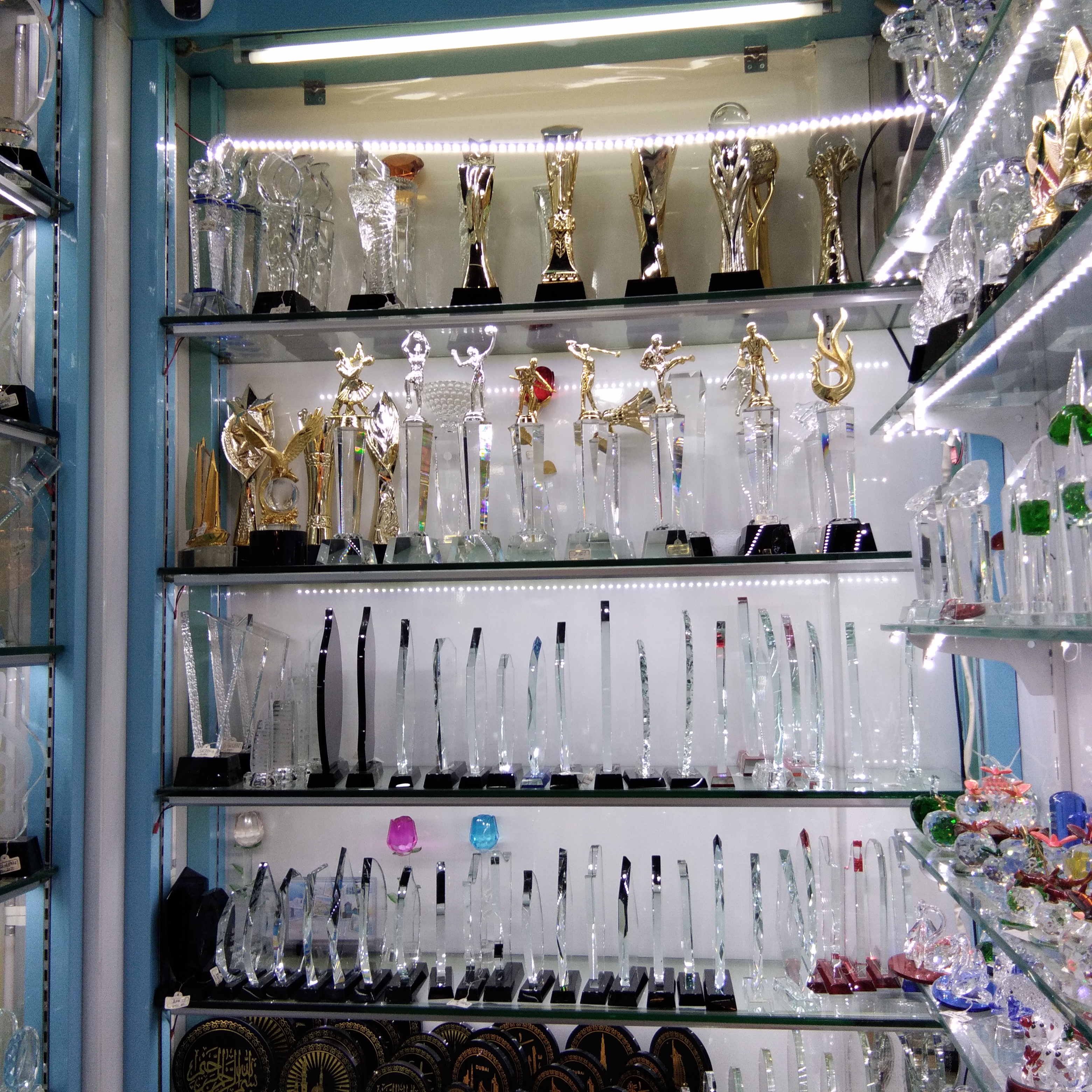 Xinfa Crystal Handicrafts Factory describe pic - 3