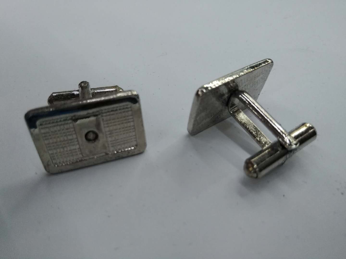 Factory direct sales of high-end suit metal cufflinks, custom-made cufflinks and buttons