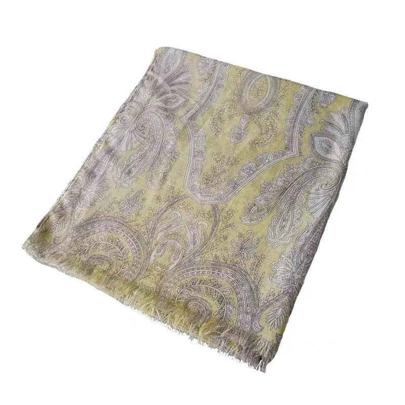 黄色花纹图案丝巾长款披肩围巾两用