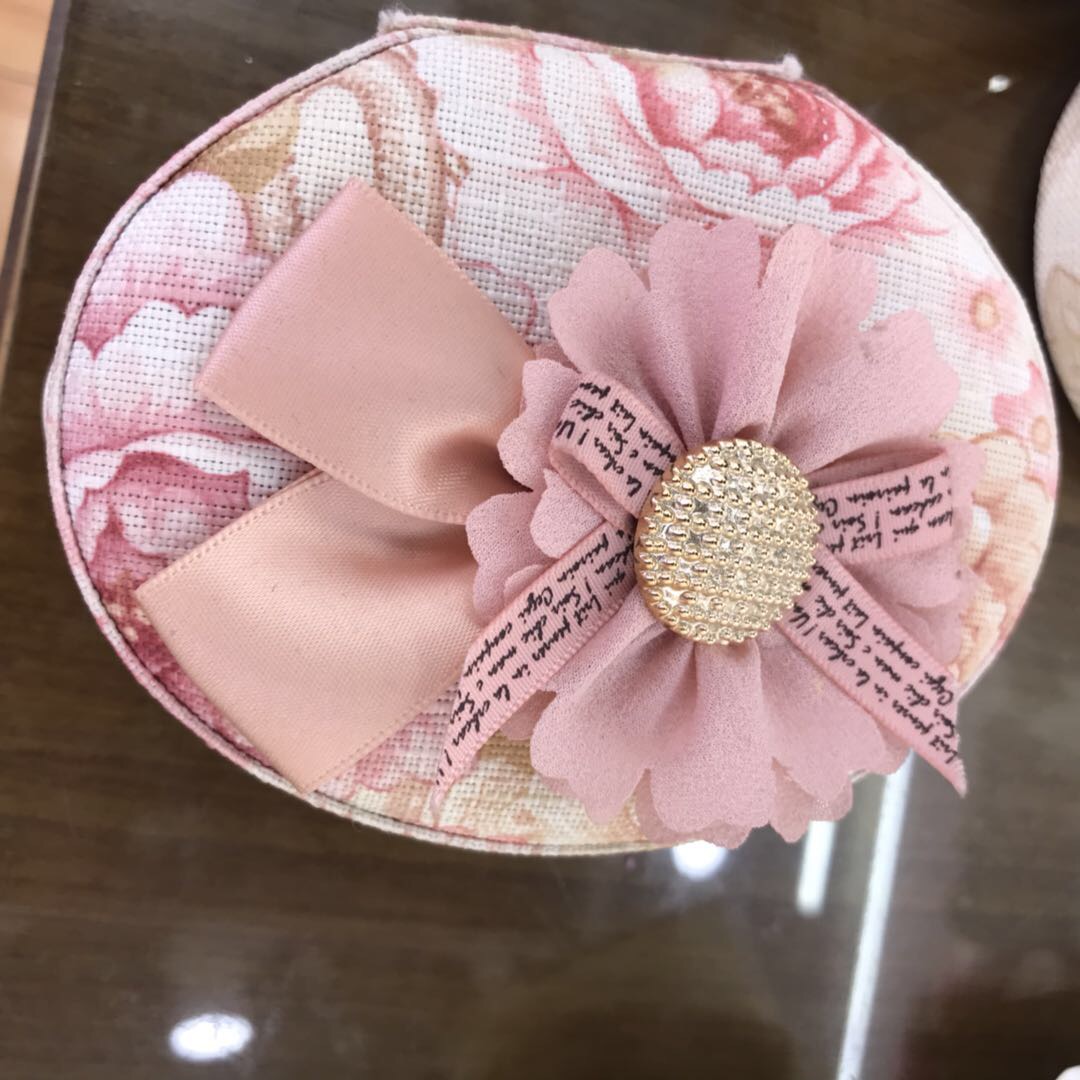 收纳盒梳妆盒粉色椭圆形少女装扮甜美可爱