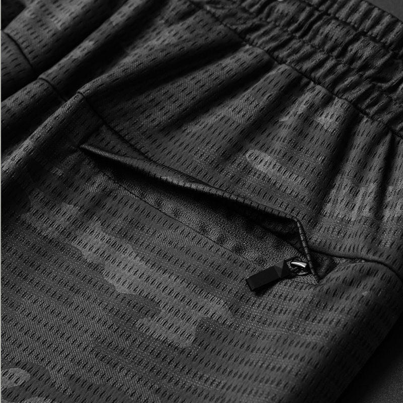 Shorts Men Summer Five Minutes Ice Mesh Air Conditioning Pants Men Hollow Mesh Breathable Thin Quick-Drying Casual Sports Pants Specification drawing