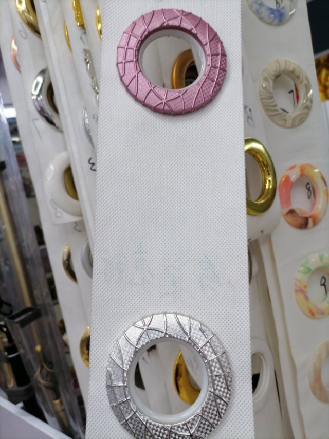 Sound-absorbing perforated ring, curtain perforated ring, Roman ring, ring buckle, Roman rod accessories details Picture