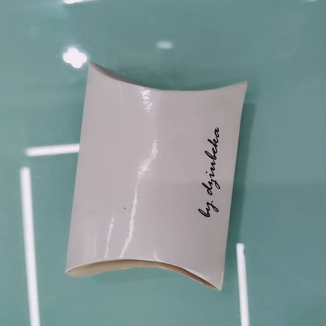 Factory direct sales of laminated paper boxes, stickers, high-end jewelry boxes, necklace boxes and earring boxes details Picture