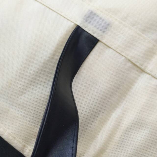 Beige Translucent Suit Dust-Proof Bag Non-Woven Suit Dust-Proof Bag Manufacturer Direct Sales Without The Need To Customize Large Discounts Specification drawing