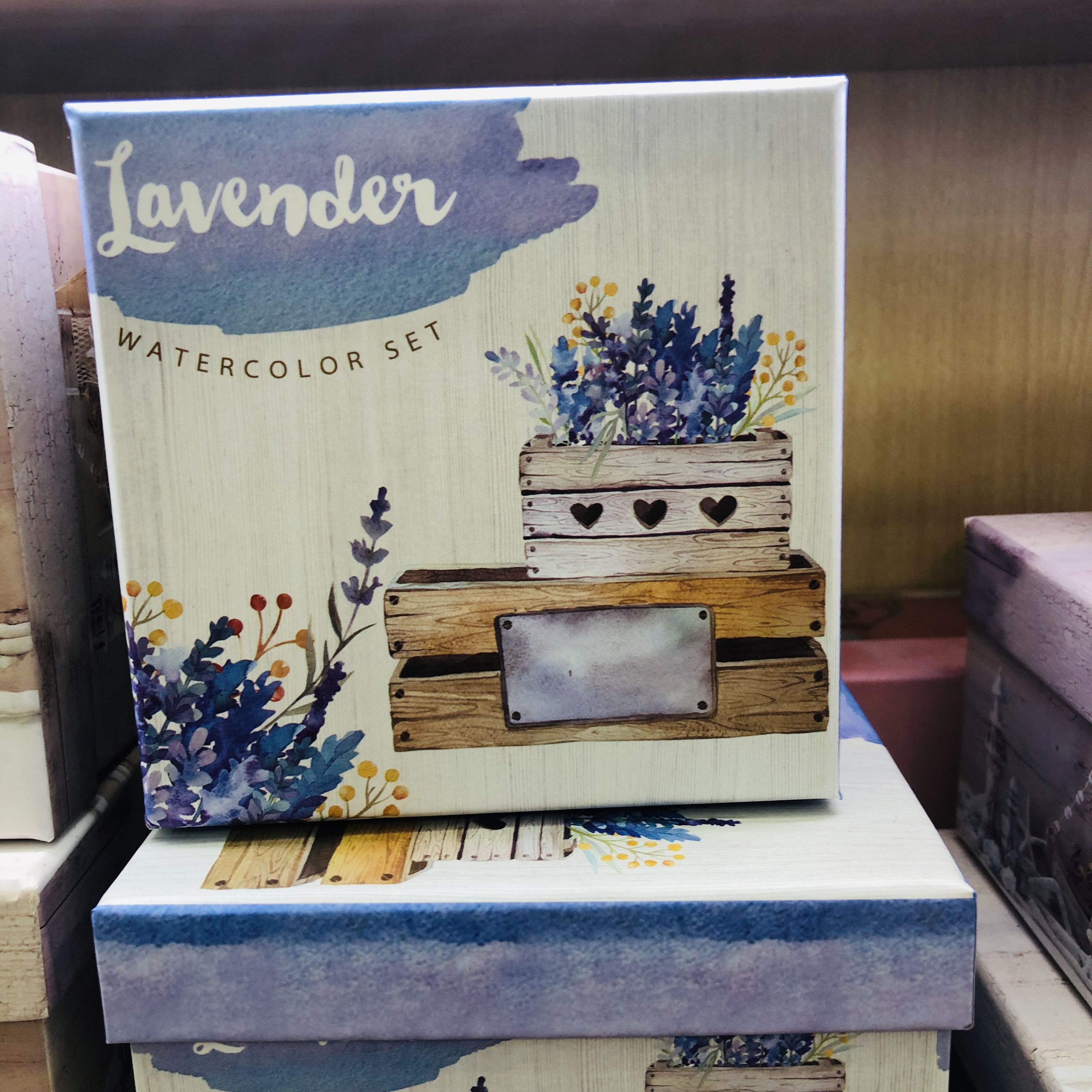 Square gift box, medium-sized souvenir gift box, gift packaging box, birthday gift box, packaging box details Picture