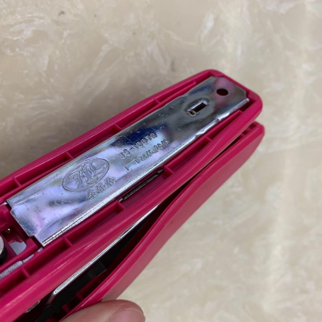 Pink All-Wrapped Stapler Office Supplies Specification drawing
