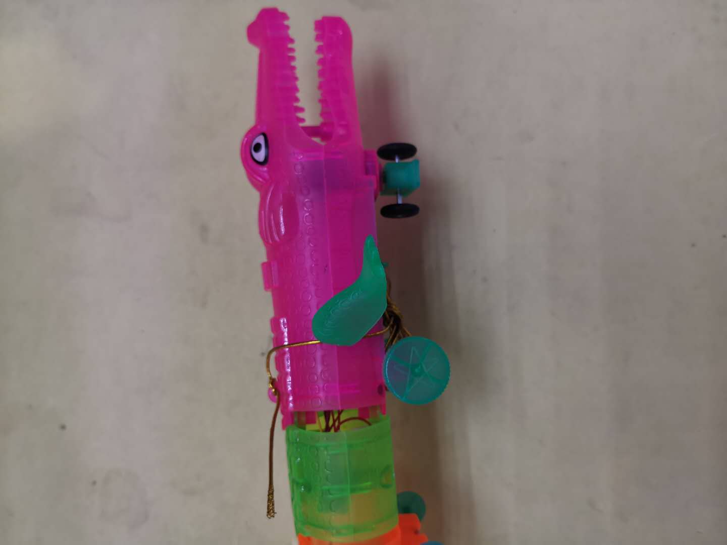 The same style of Douyin's popular electric crocodile baby toy, a crawling and running children's walking toy Specification image