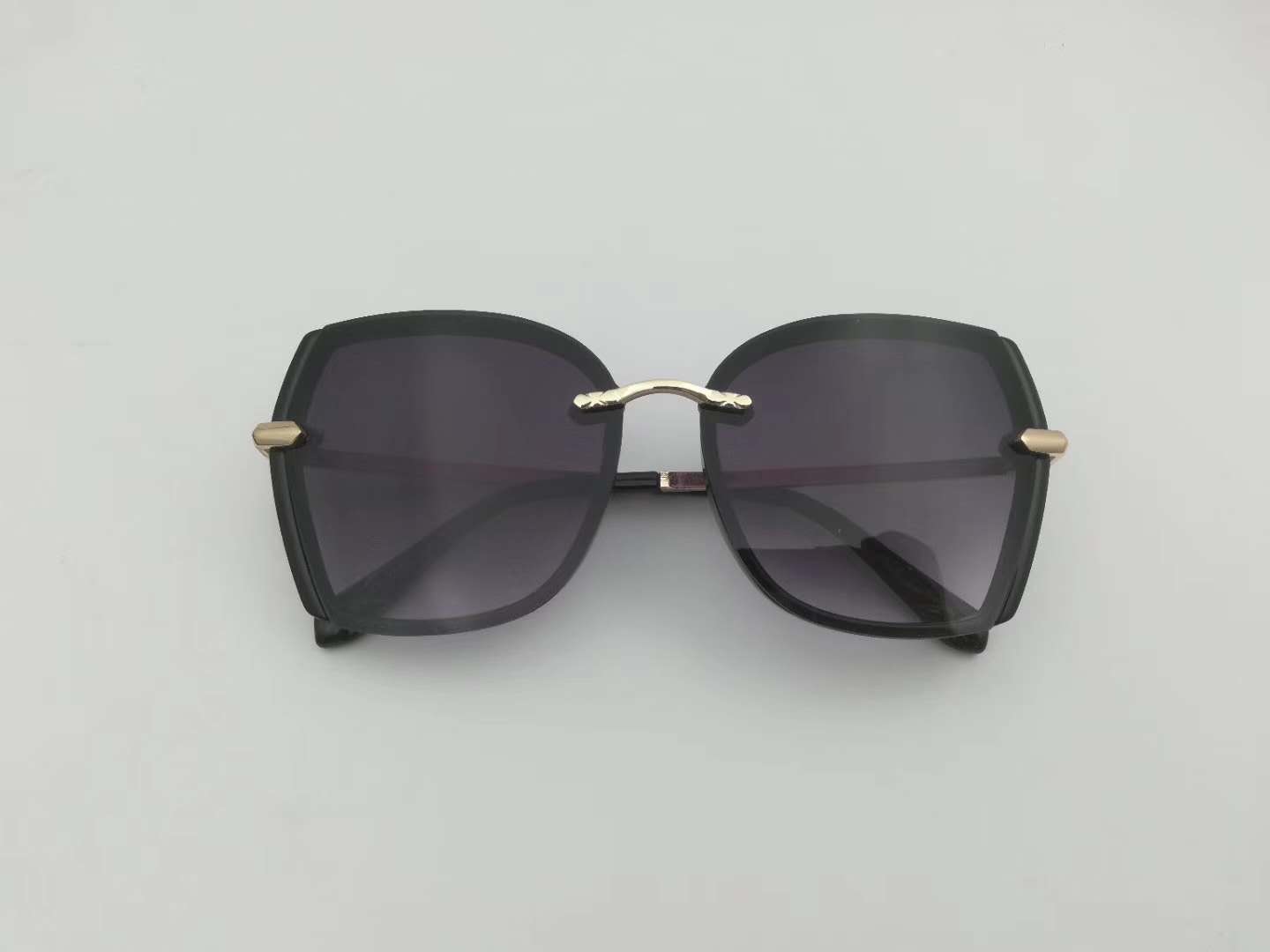New fashion sunglasses big frame sunglasses polaroid lens south Korean version of the net red fashionista high-end color lady style 6418 thumbnail