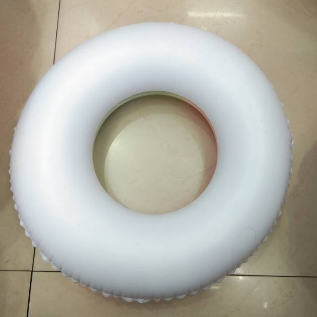 Factory direct sales of pvc children's colorful swimming rings and round life buoys wholesale Specification image